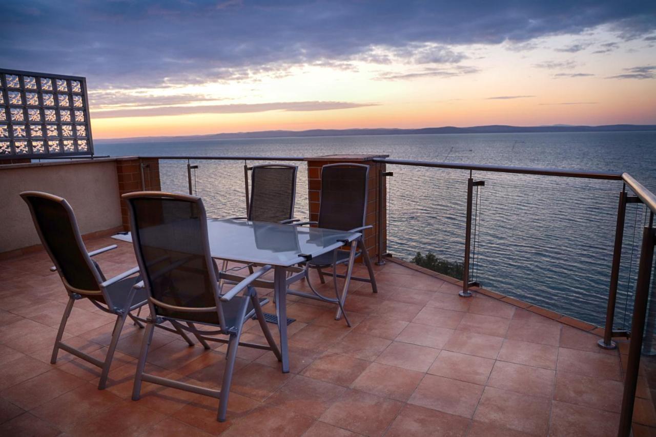 Galerius Golden Beach Apartmán *